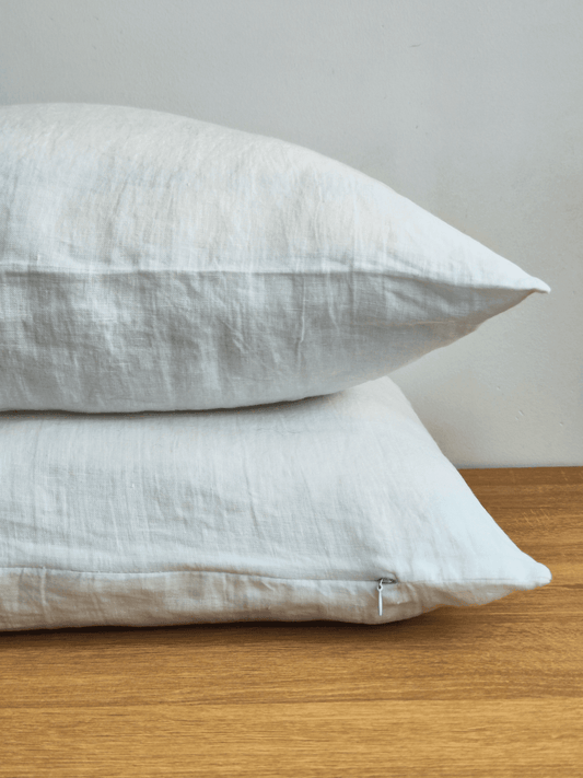 Set of Snow White Linen Pillowcases (2 Pieces)