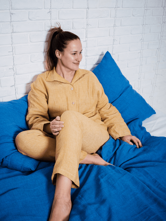 Ensemble pyjama femme en lin doux jaune curcuma